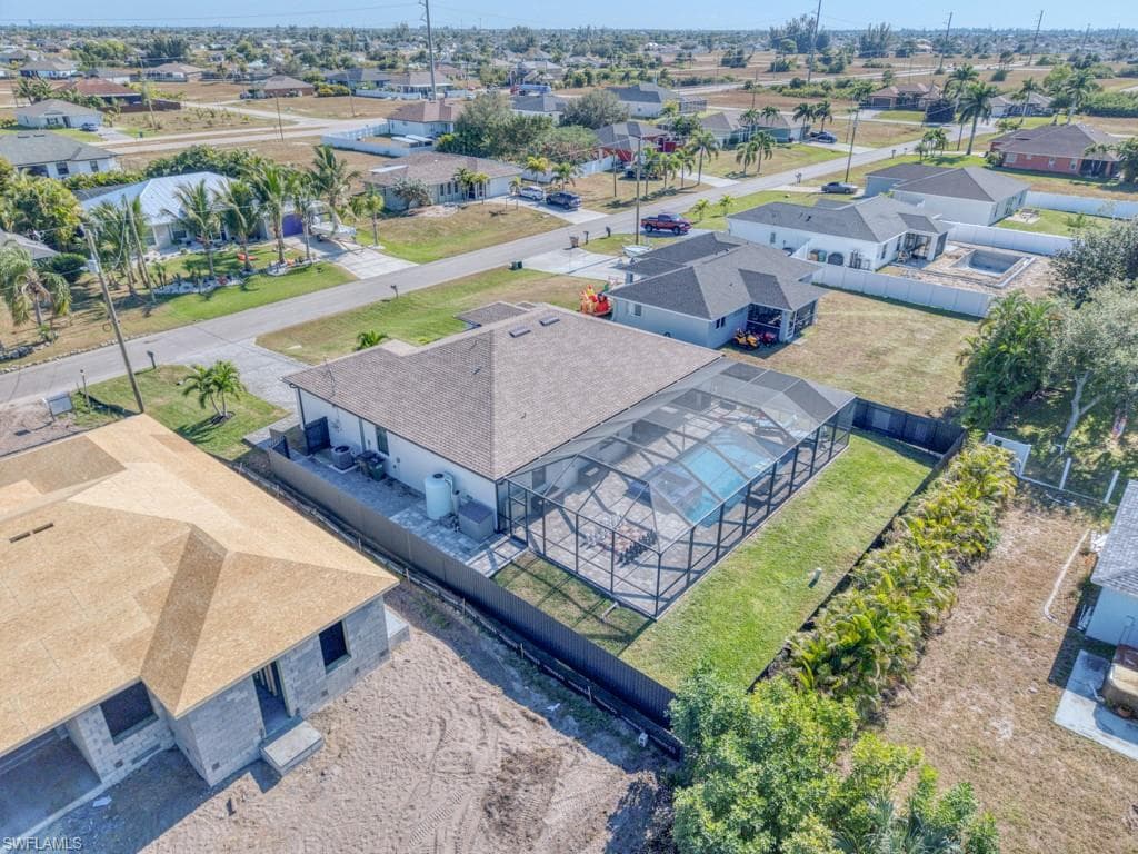 1528 NW 24th PL-23