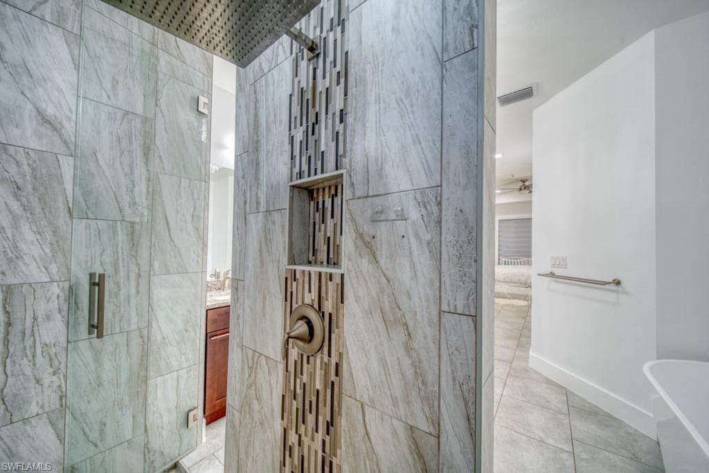 1528 NW 24th PL-18