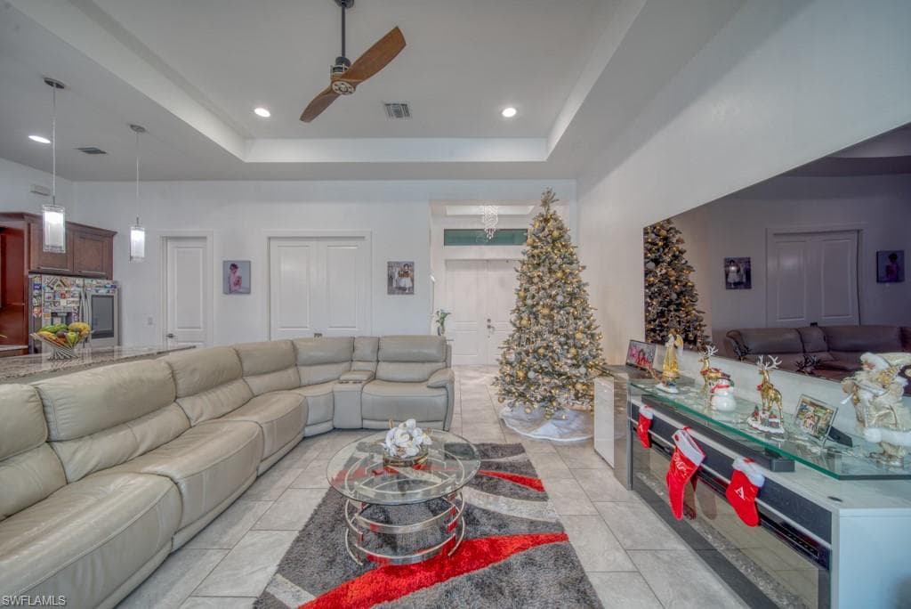 1528 NW 24th PL-3