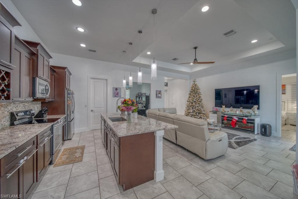 1528 NW 24th PL-7