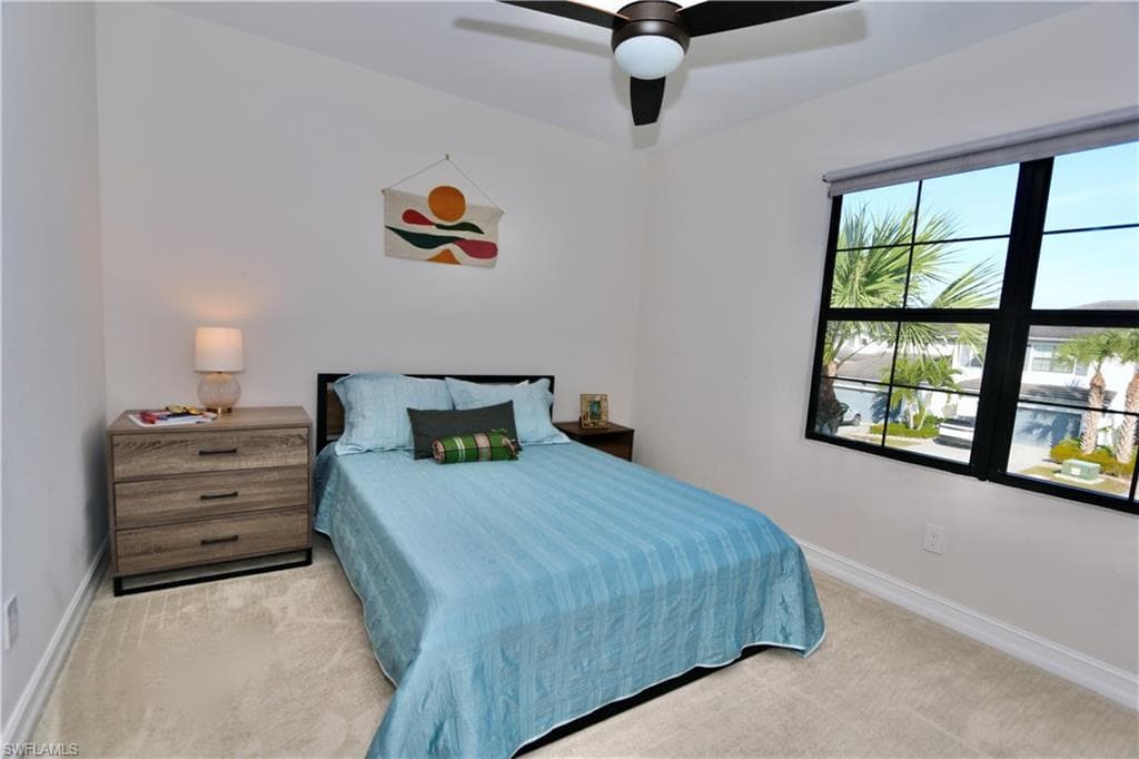 7352 Rockefeller DR, NAPLES FL 34119-20