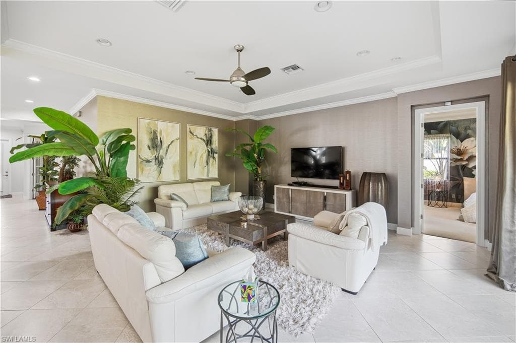 4664 Abaca CIR, NAPLES FL 34119-5