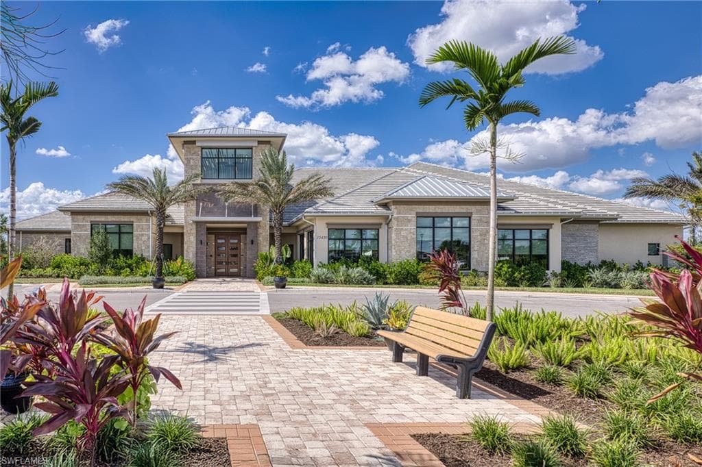 15266 Arpino CT, NAPLES FL 34114-45