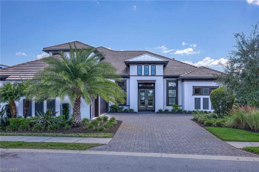 15266 Arpino CT, NAPLES FL 34114-2