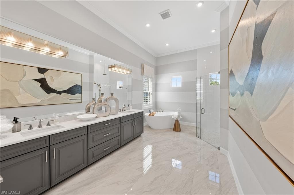 15266 Arpino CT, NAPLES FL 34114-18