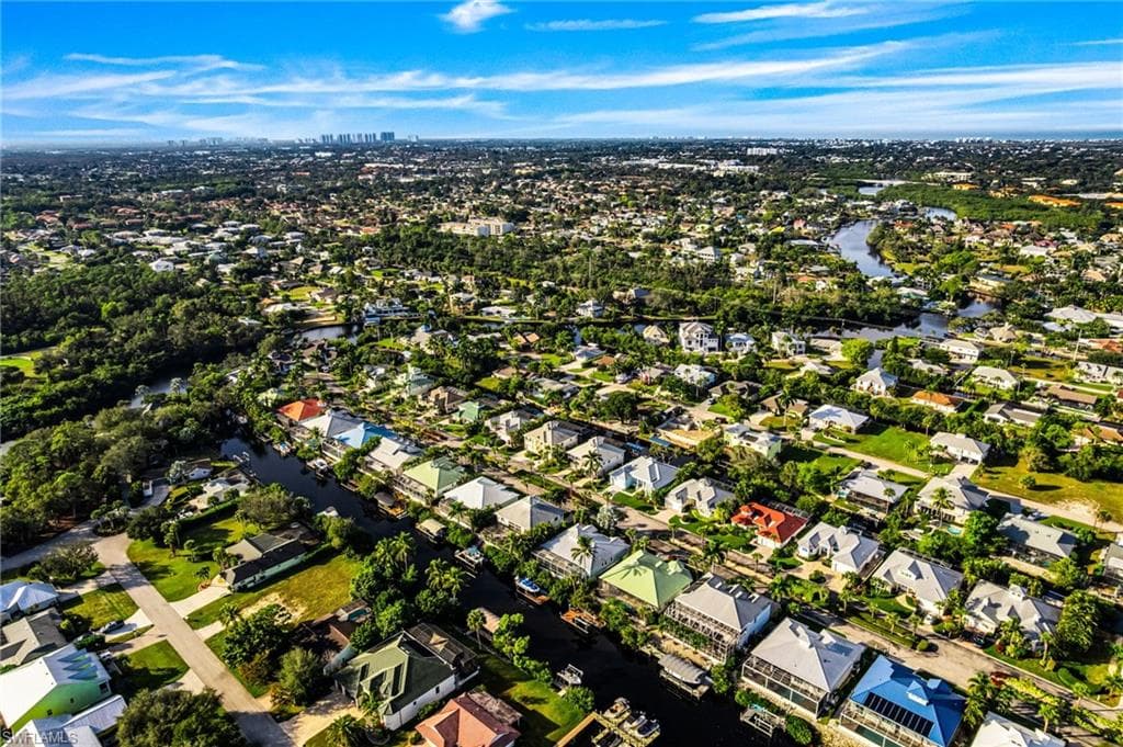 27111 Flamingo DR, BONITA SPRINGS FL 34135-46