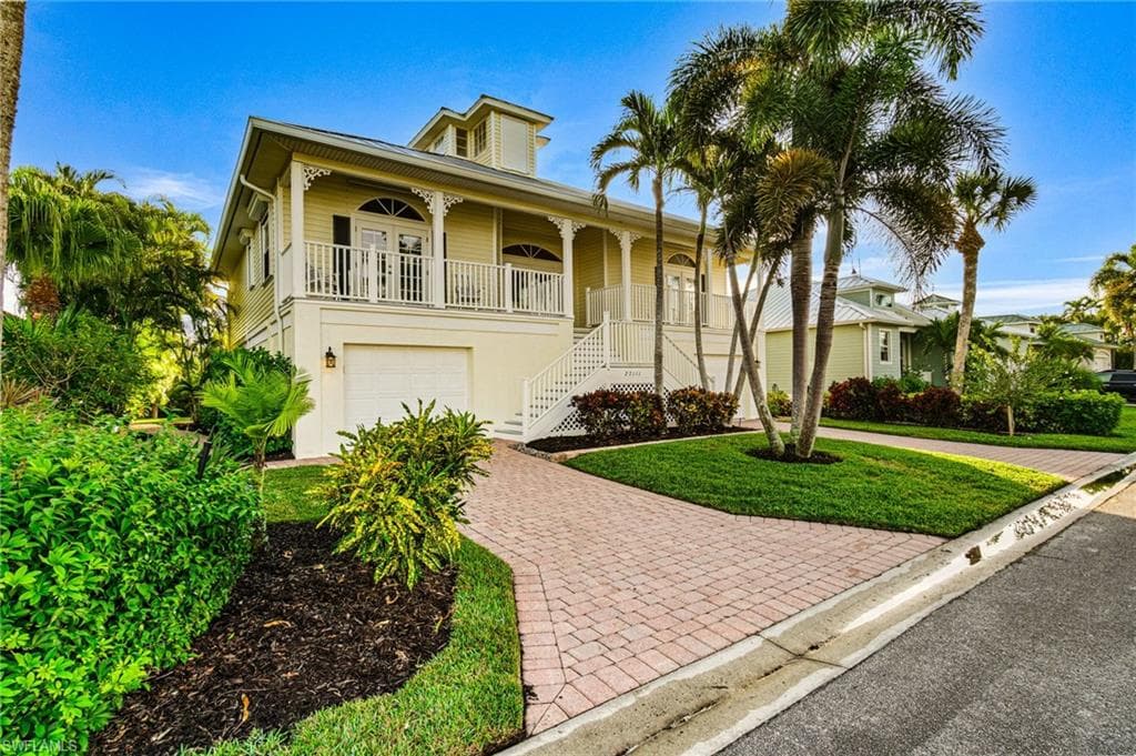 27111 Flamingo DR, BONITA SPRINGS FL 34135-48