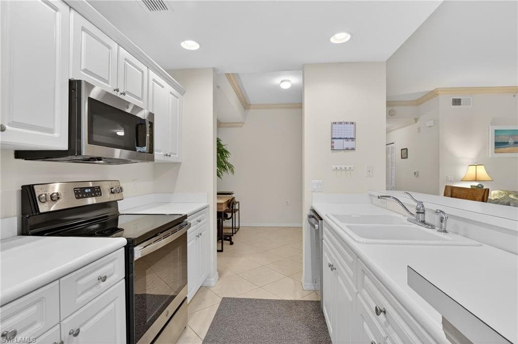 8331 Whiskey Preserve CIR # 413, FORT MYERS FL 33919-3