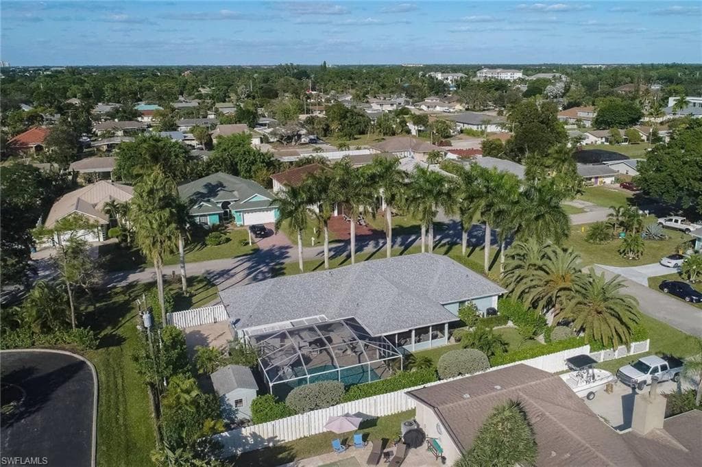 60 4th ST, BONITA SPRINGS FL 34134-11
