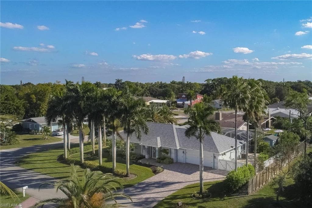60 4th ST, BONITA SPRINGS FL 34134-6