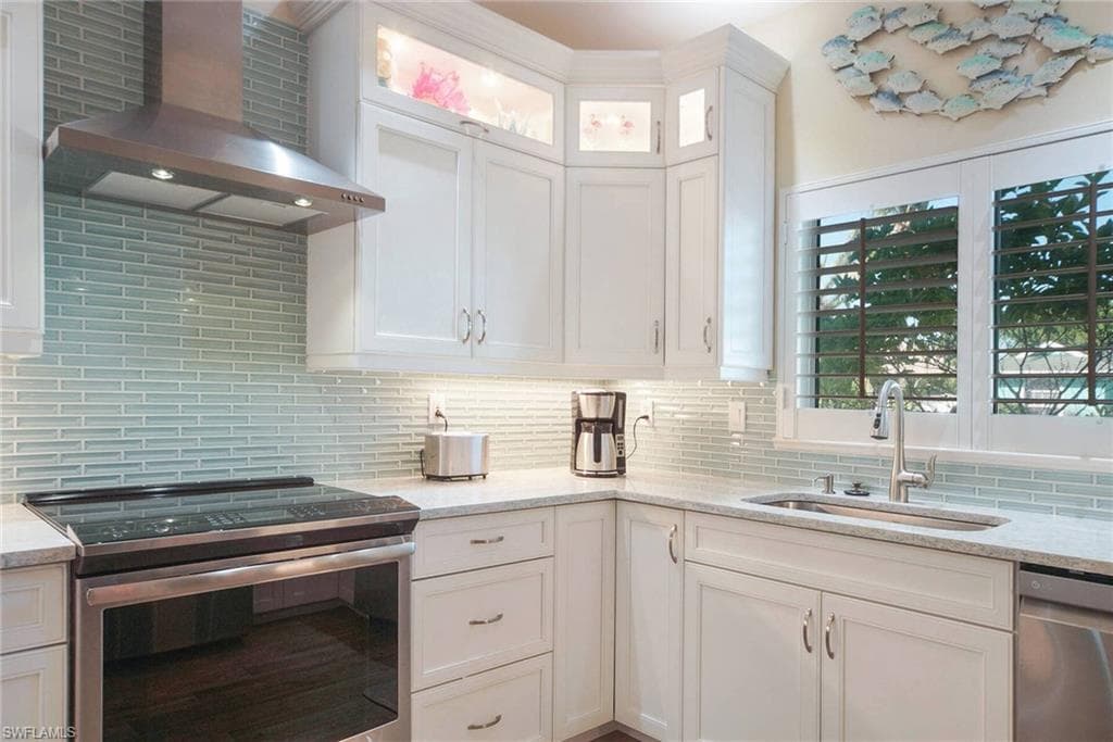 60 4th ST, BONITA SPRINGS FL 34134-24