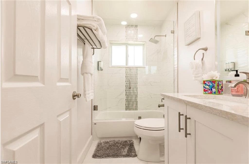 96 Wickliffe DR, NAPLES FL 34110-15