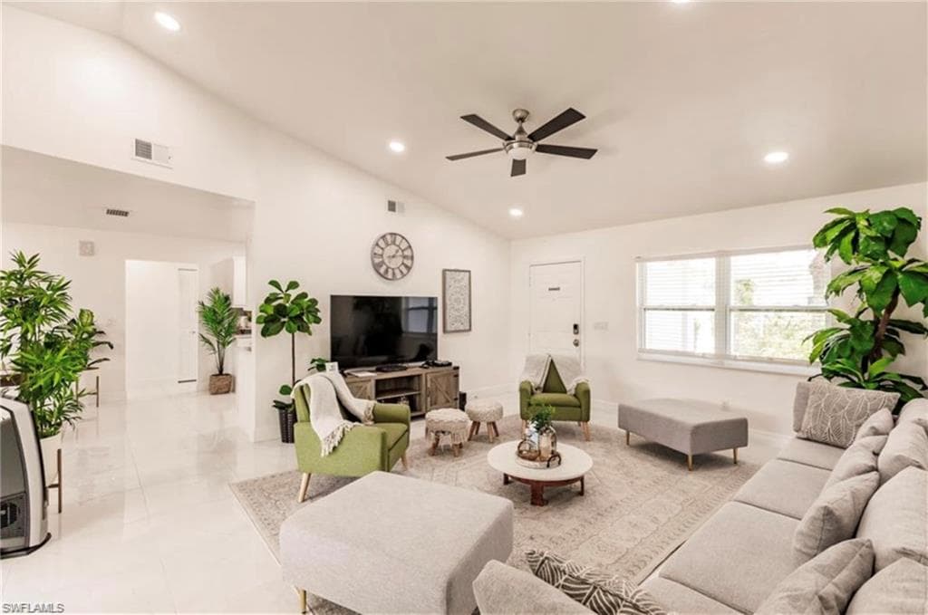 96 Wickliffe DR, NAPLES FL 34110-2