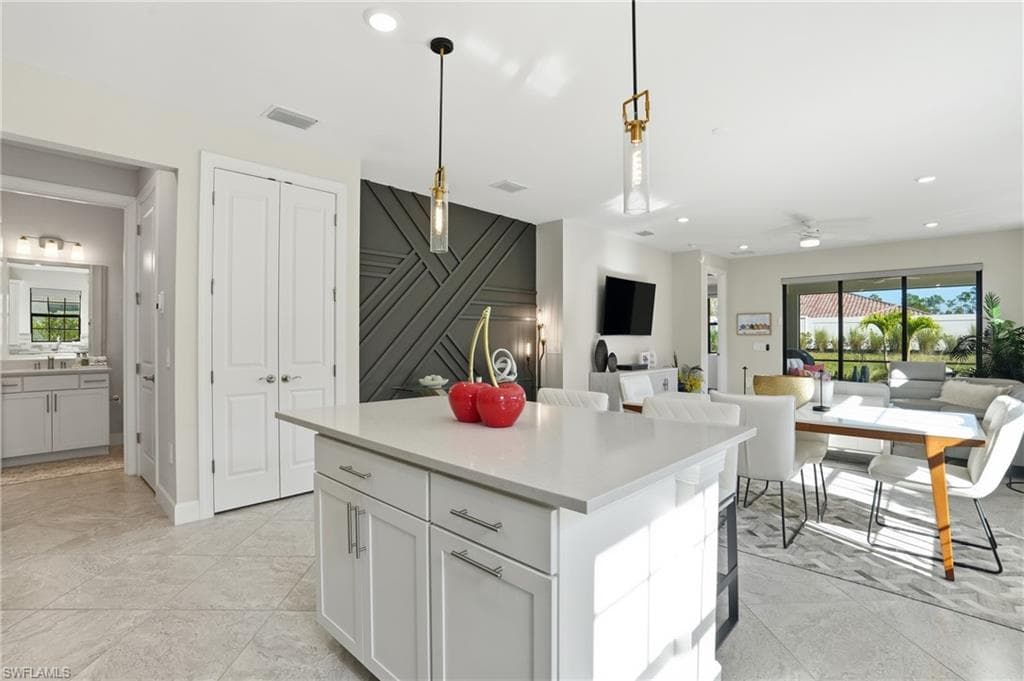 17377 Corsini DR, FORT MYERS FL 33913-10