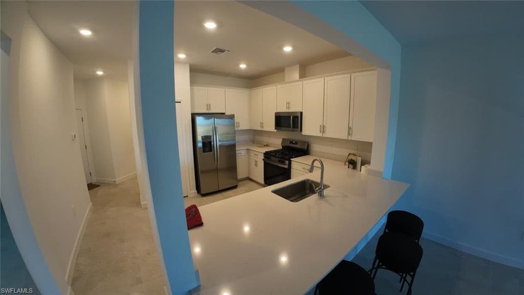 19552 Hinkley DR, ESTERO FL 33928-12