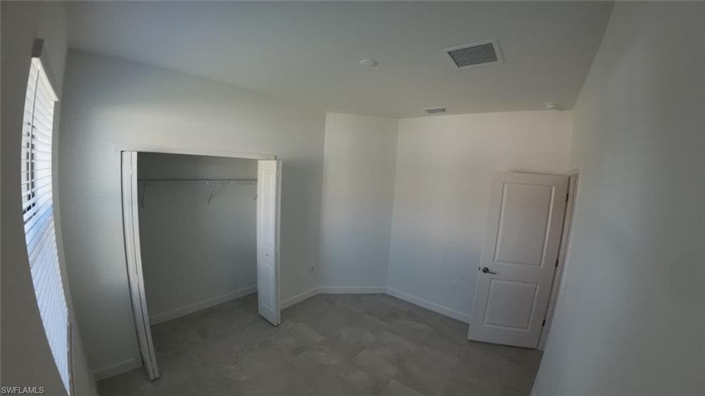 19552 Hinkley DR, ESTERO FL 33928-6