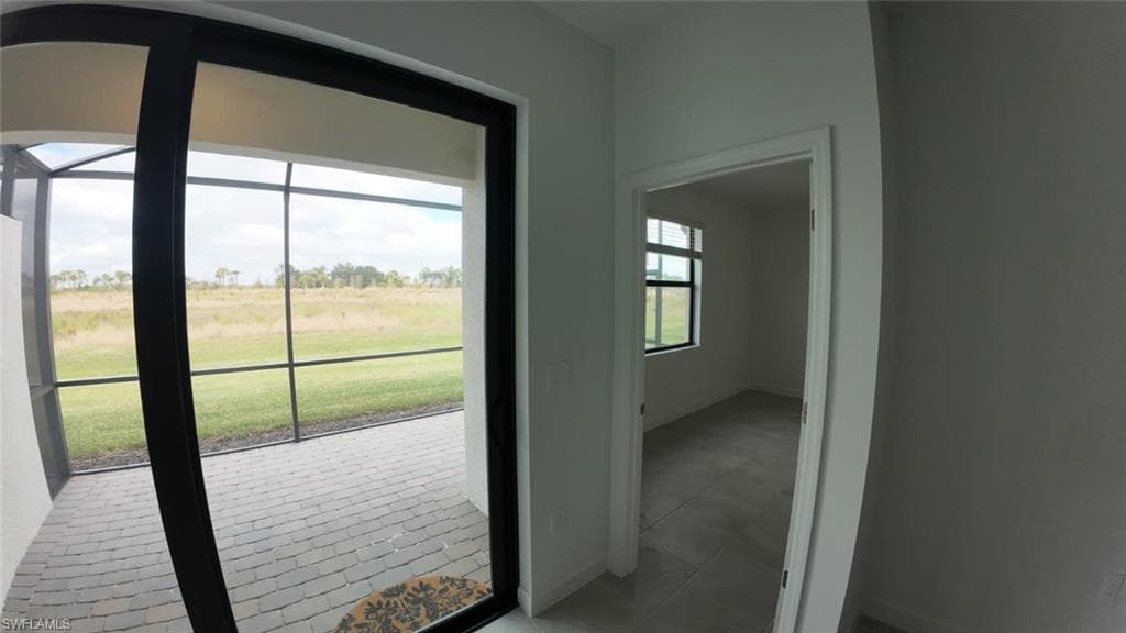 19552 Hinkley DR, ESTERO FL 33928-18