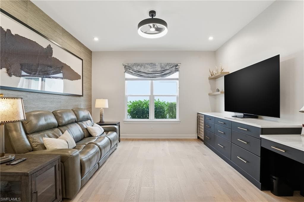 11591 Canal Grande DR, FORT MYERS FL 33913-12