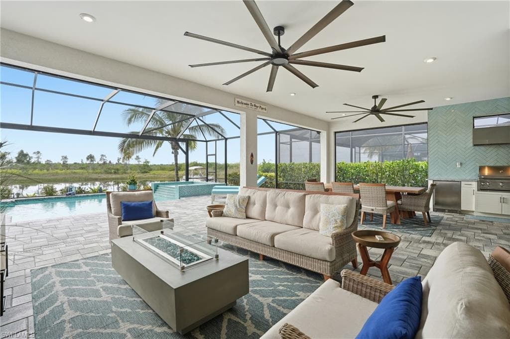 11591 Canal Grande DR, FORT MYERS FL 33913-27