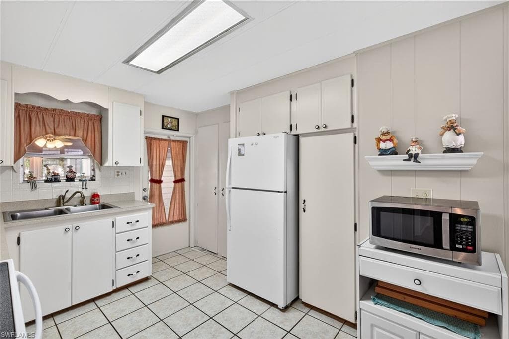 115 Overland TRL, NORTH FORT MYERS FL 33917-12