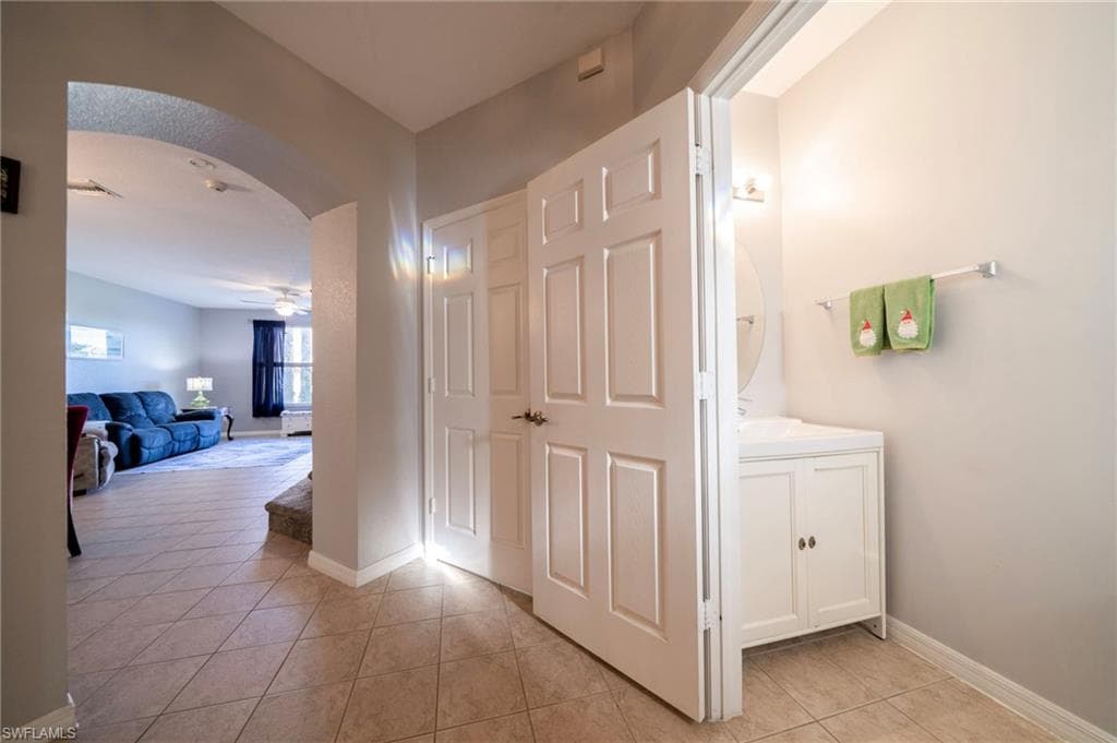 3372 Dandolo CIR, CAPE CORAL FL 33909-31