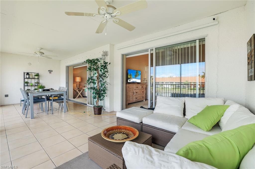 2373 Hidden Lake CT 8110-18
