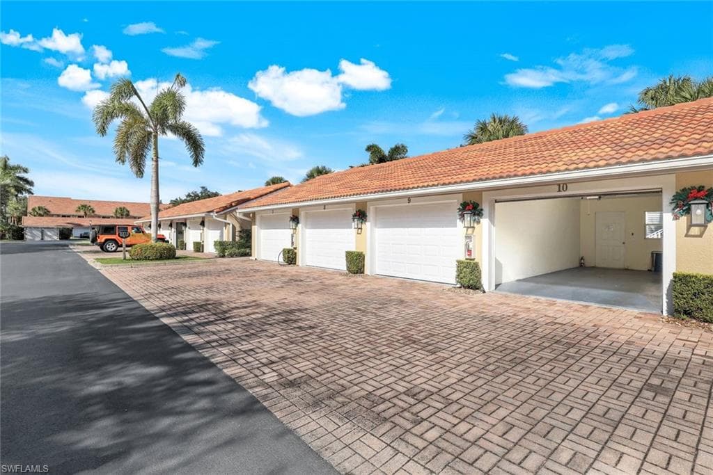 2373 Hidden Lake CT 8110-34