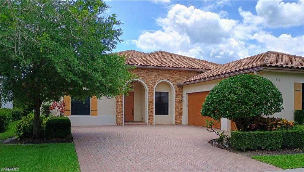 5149 Roma ST-38