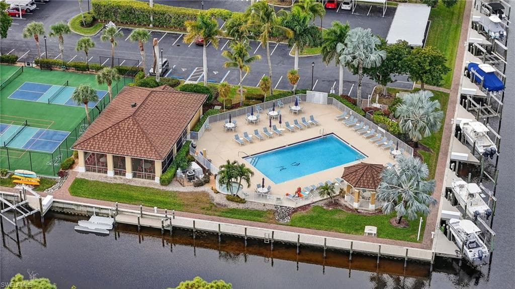 1785 Four Mile Cove PKWY # 312, CAPE CORAL FL 33990-33