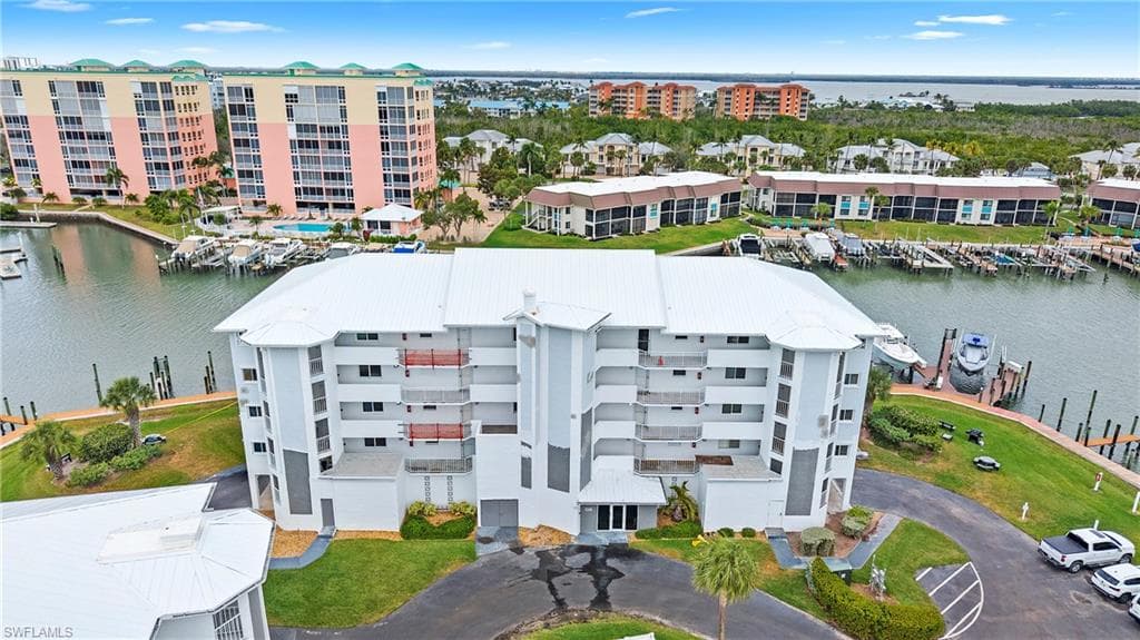 4551 Bay Beach LN 253-5