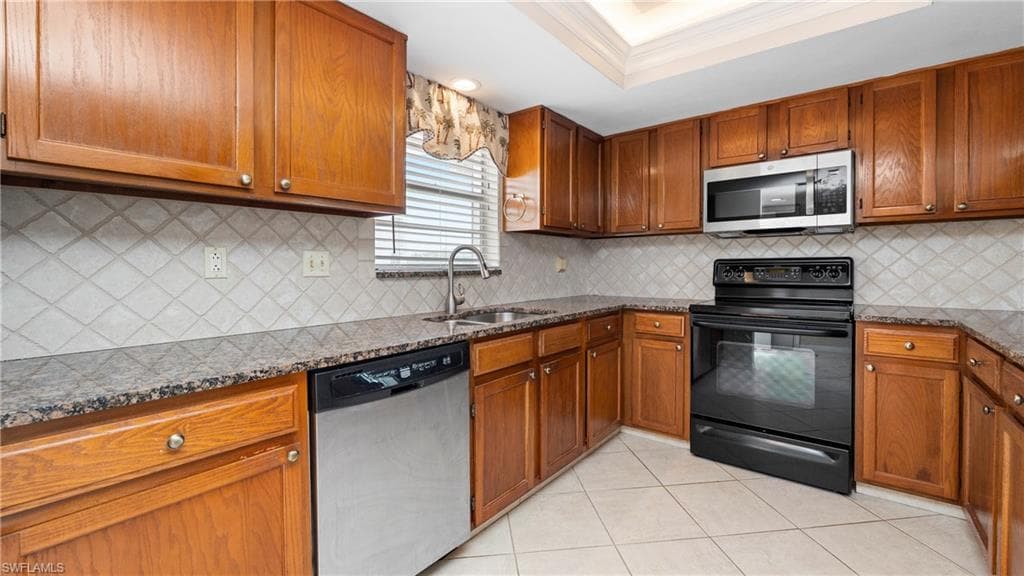 4551 Bay Beach LN 253-19