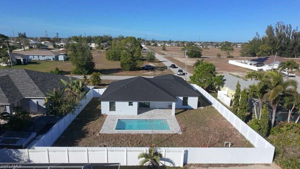 1213 NW 22nd PL, CAPE CORAL FL 33993-26
