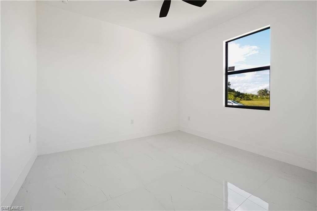1213 NW 22nd PL, CAPE CORAL FL 33993-12