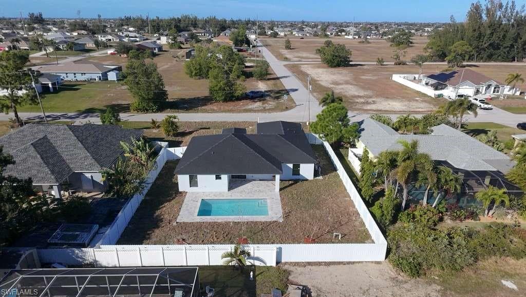 1213 NW 22nd PL, CAPE CORAL FL 33993-25