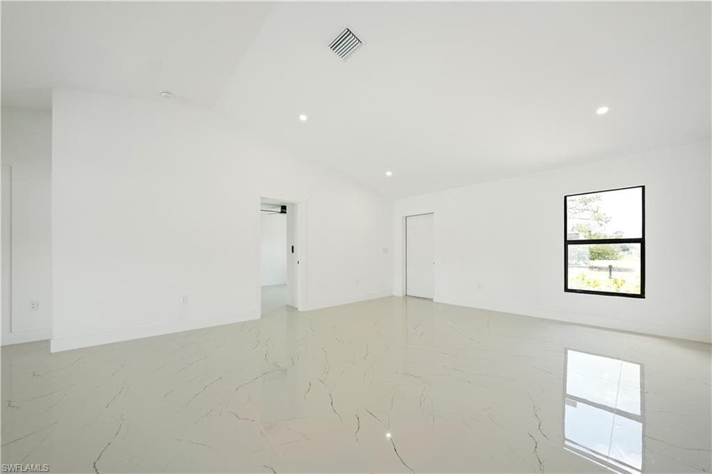 1213 NW 22nd PL, CAPE CORAL FL 33993-7