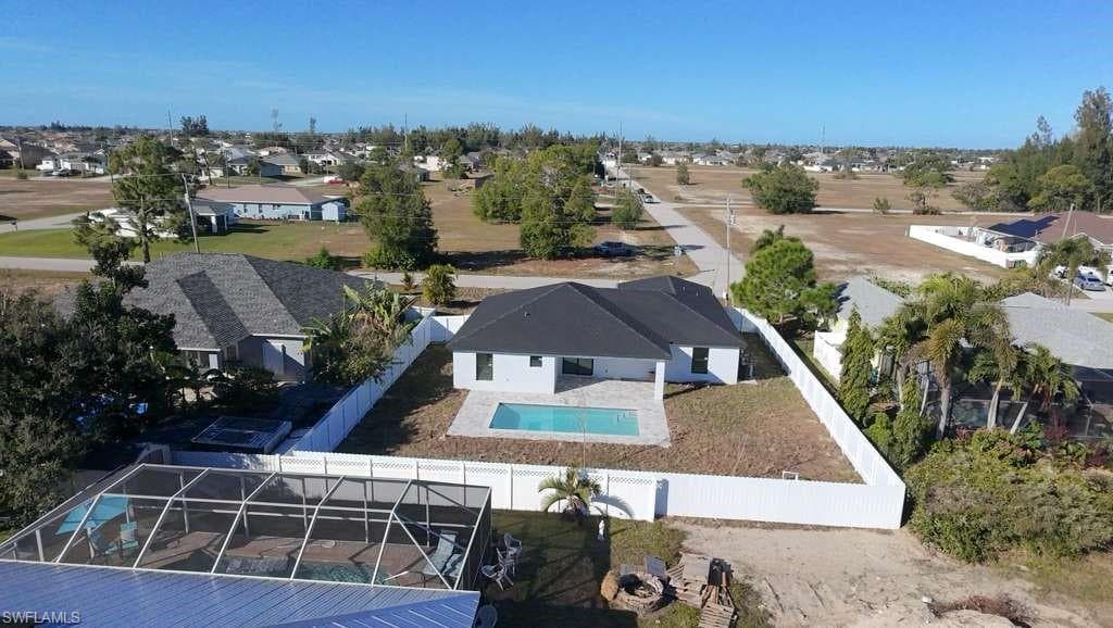 1213 NW 22nd PL, CAPE CORAL FL 33993-24
