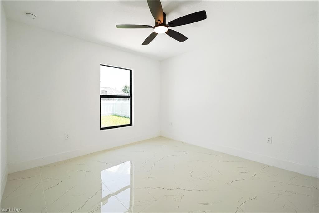 1213 NW 22nd PL, CAPE CORAL FL 33993-20