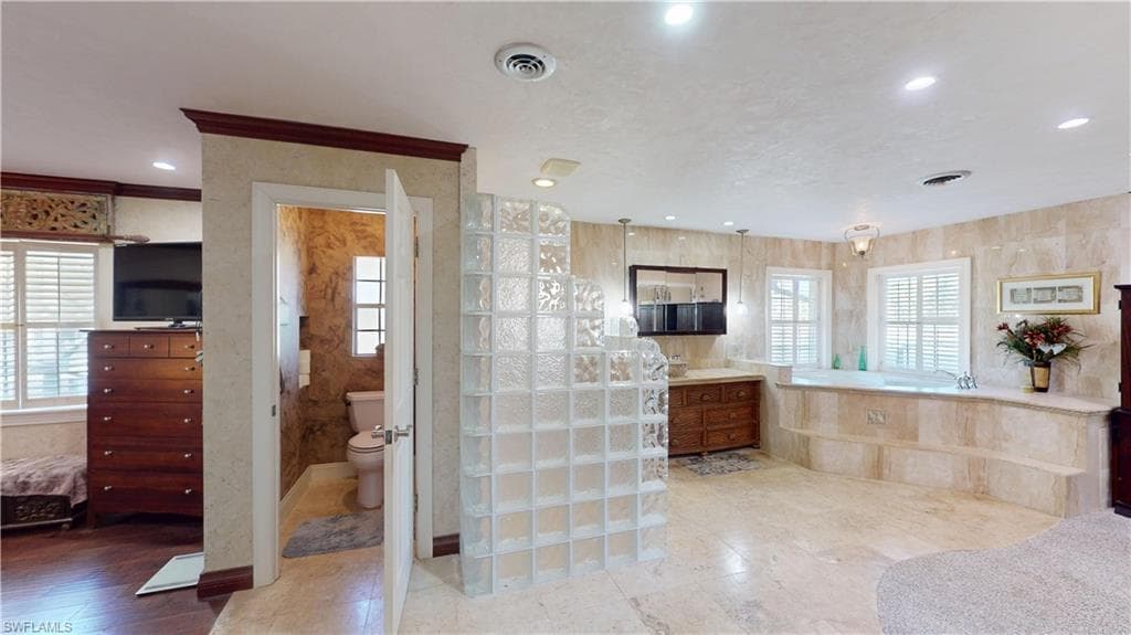 1487 Bass LN, FORT MYERS FL 33919-22