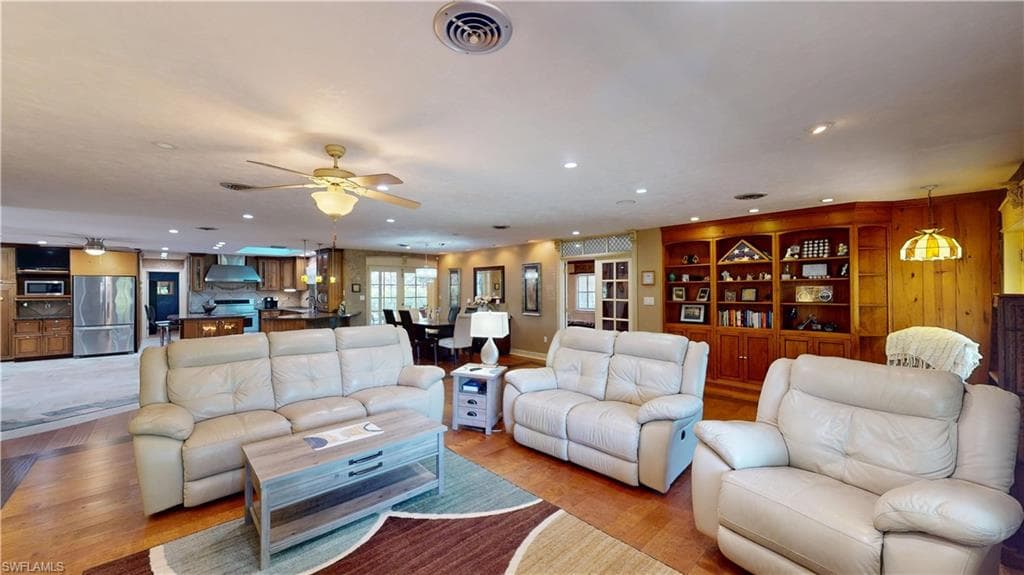 1487 Bass LN, FORT MYERS FL 33919-21