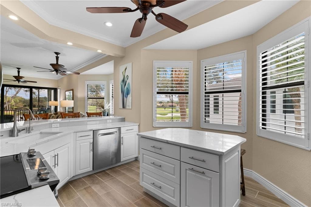 2421 Ravenna BLVD # 202, NAPLES FL 34109-2