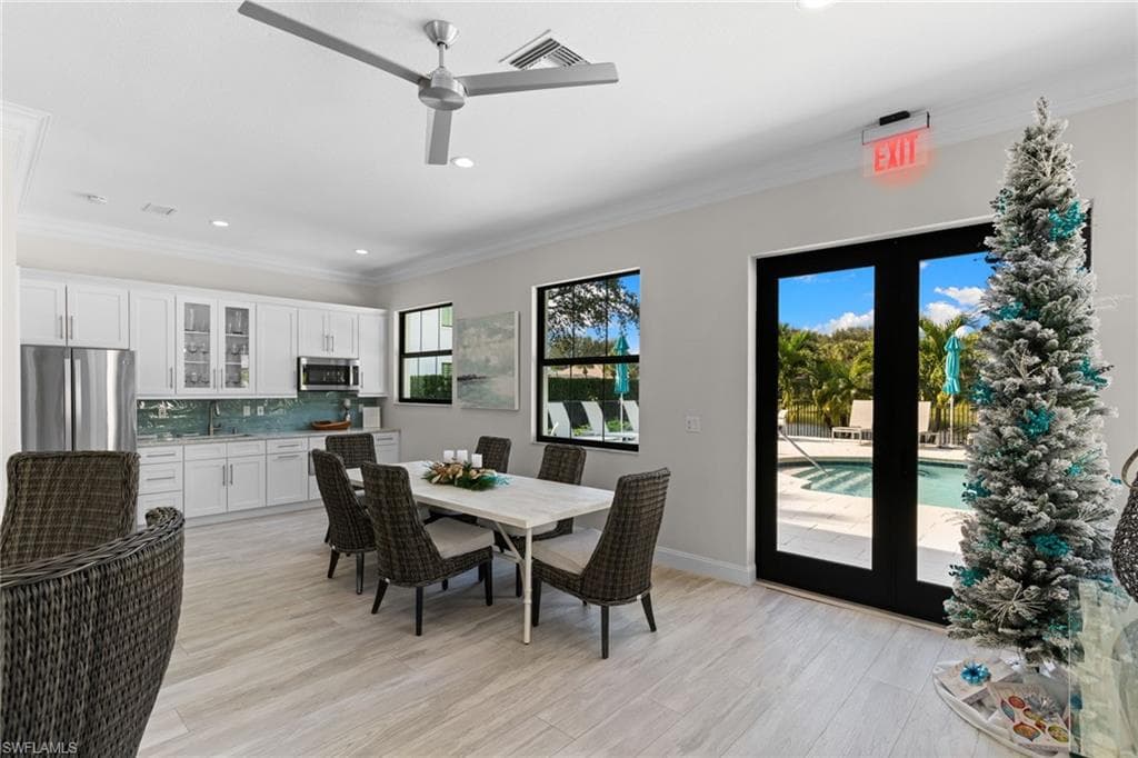 2421 Ravenna BLVD # 202, NAPLES FL 34109-36