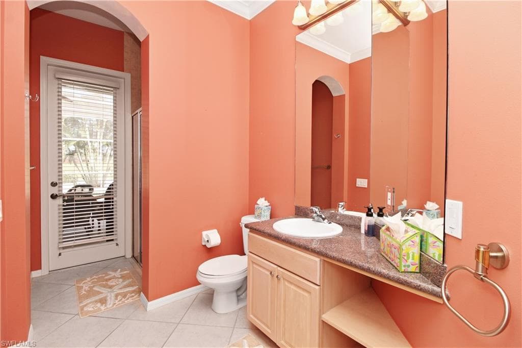 1901 Winding Oaks WAY, NAPLES FL 34109-16