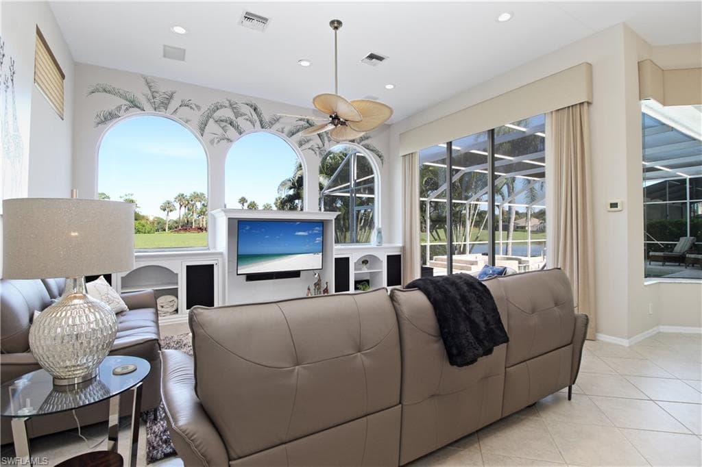 1901 Winding Oaks WAY, NAPLES FL 34109-2