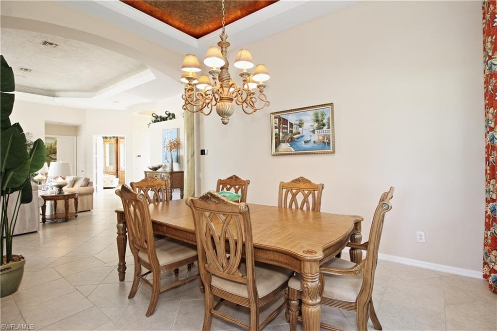 1901 Winding Oaks WAY, NAPLES FL 34109-8