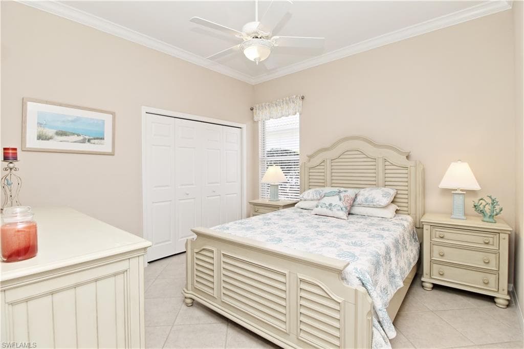 1901 Winding Oaks WAY, NAPLES FL 34109-14