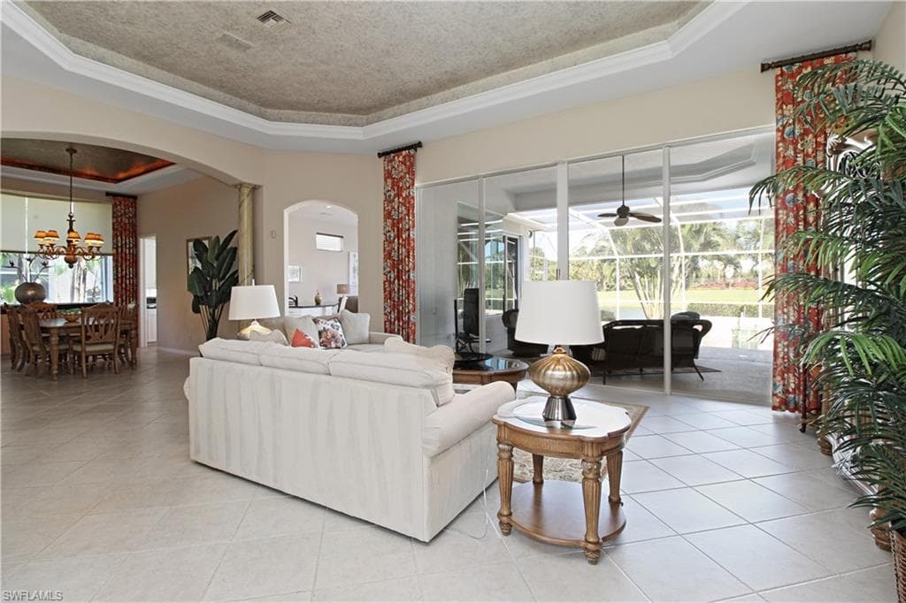 1901 Winding Oaks WAY, NAPLES FL 34109-7