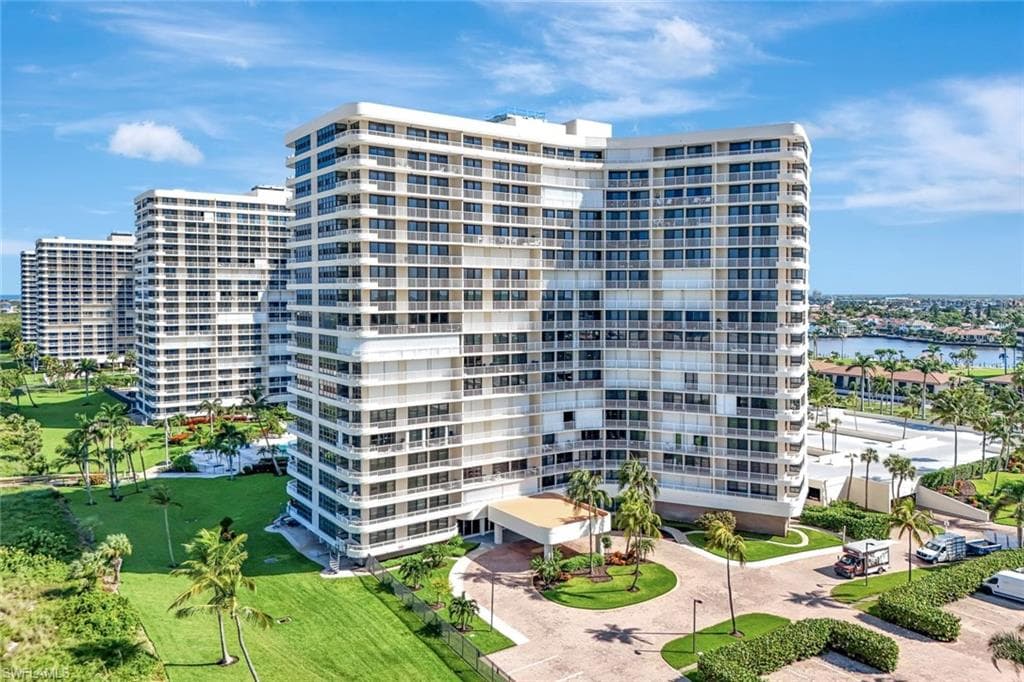 260 Seaview CT # 1210, MARCO ISLAND FL 34145-2