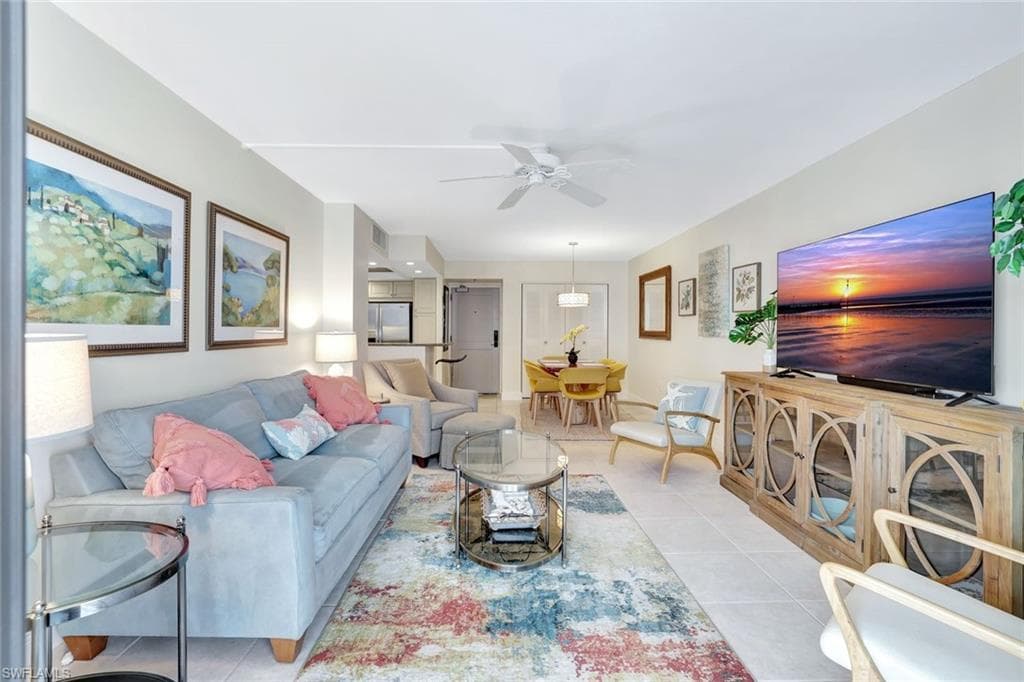 260 Seaview CT # 1210, MARCO ISLAND FL 34145-8