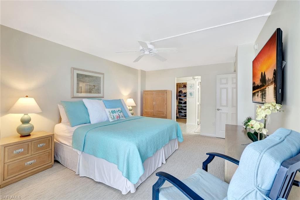 260 Seaview CT # 1210, MARCO ISLAND FL 34145-14