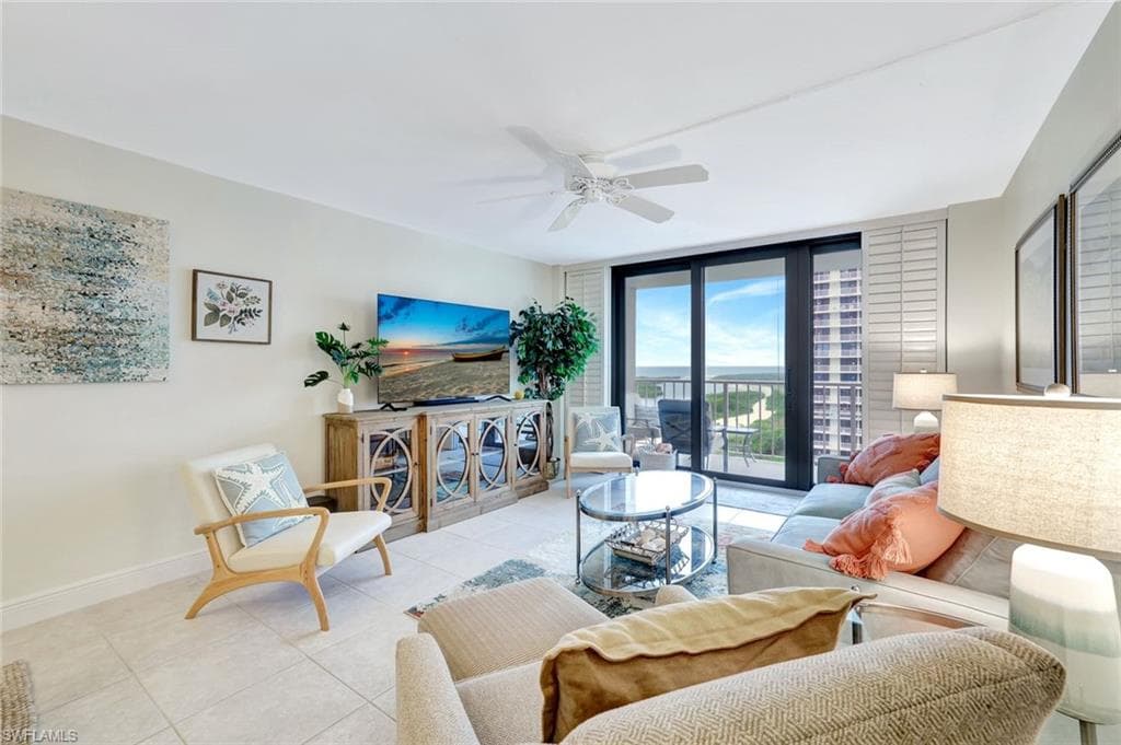 260 Seaview CT # 1210, MARCO ISLAND FL 34145-7